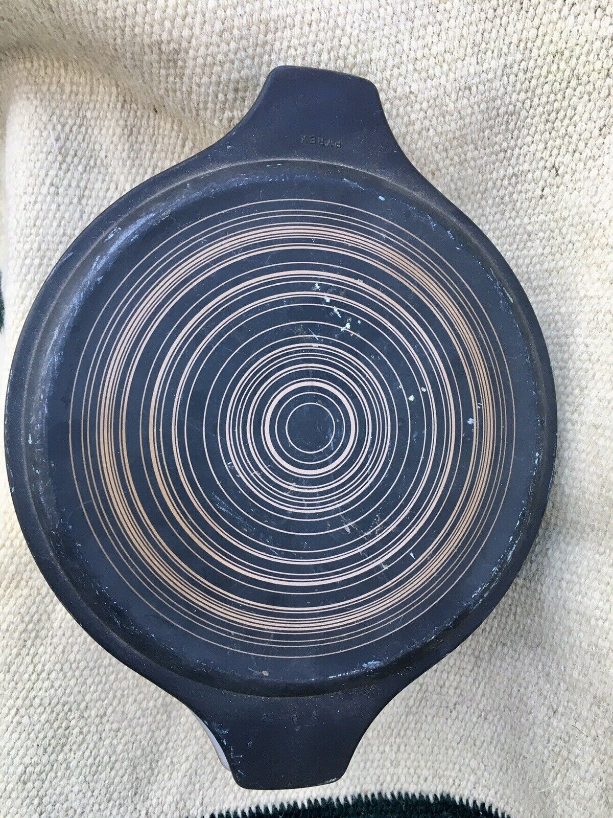 Vintage Pyrex 475  2  1/2 Qt Terra 9 In Casserole Bowl W/ Lid Swirl