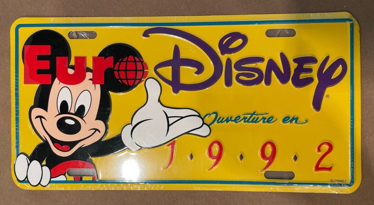 Rare 1992 New Original Disneyland Paris License Plate Ouverture en 1992