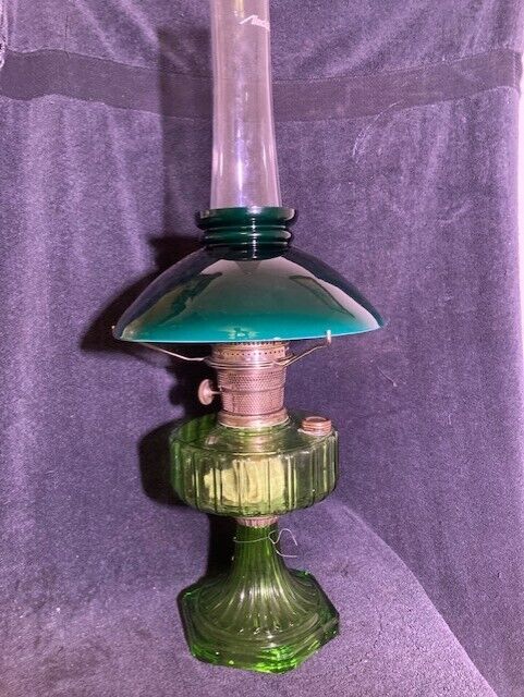 Aladdin Light Green“Corinthian” Table Lamp Font, 1935-36  B-102