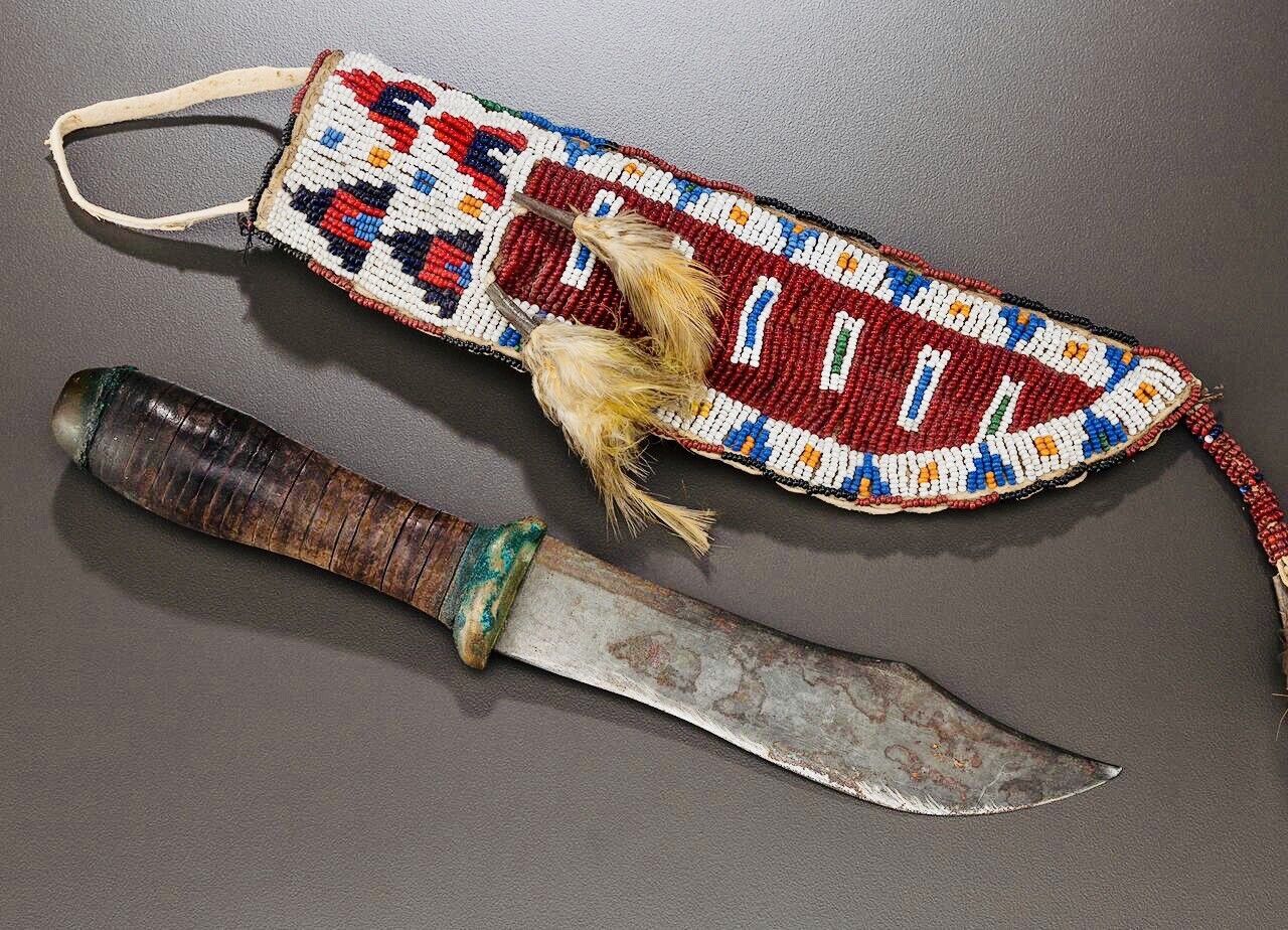 Indian Beaded Knife Cover Native American Sioux Handmade Hide Knife Sheath S834
