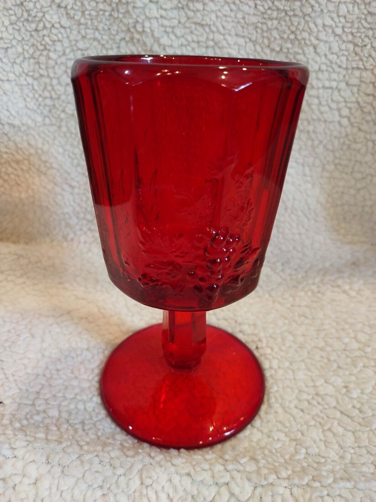 Vintage Westmoreland Paneled Grape Wine Glass AMBERINA Ruby Red 6” 