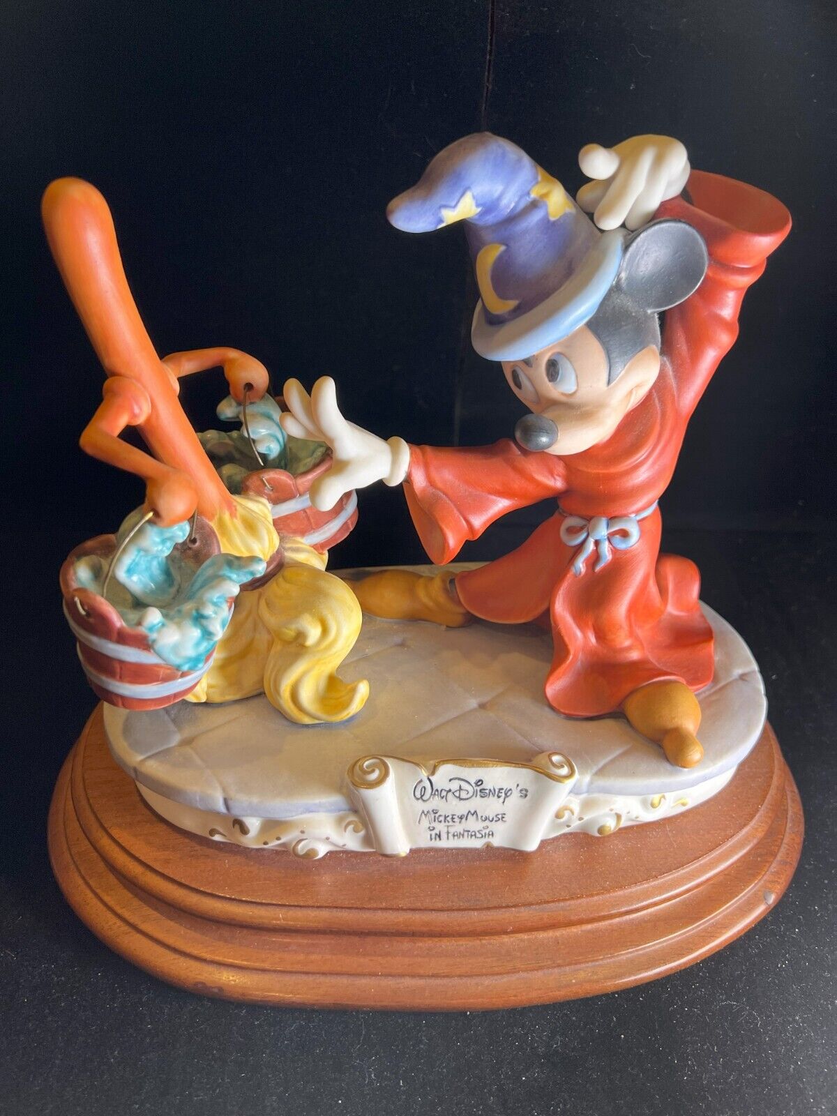 Laurenz Disney Capodimonte Mickey Mouse in Fantasia 710 of 5000 made in Italy