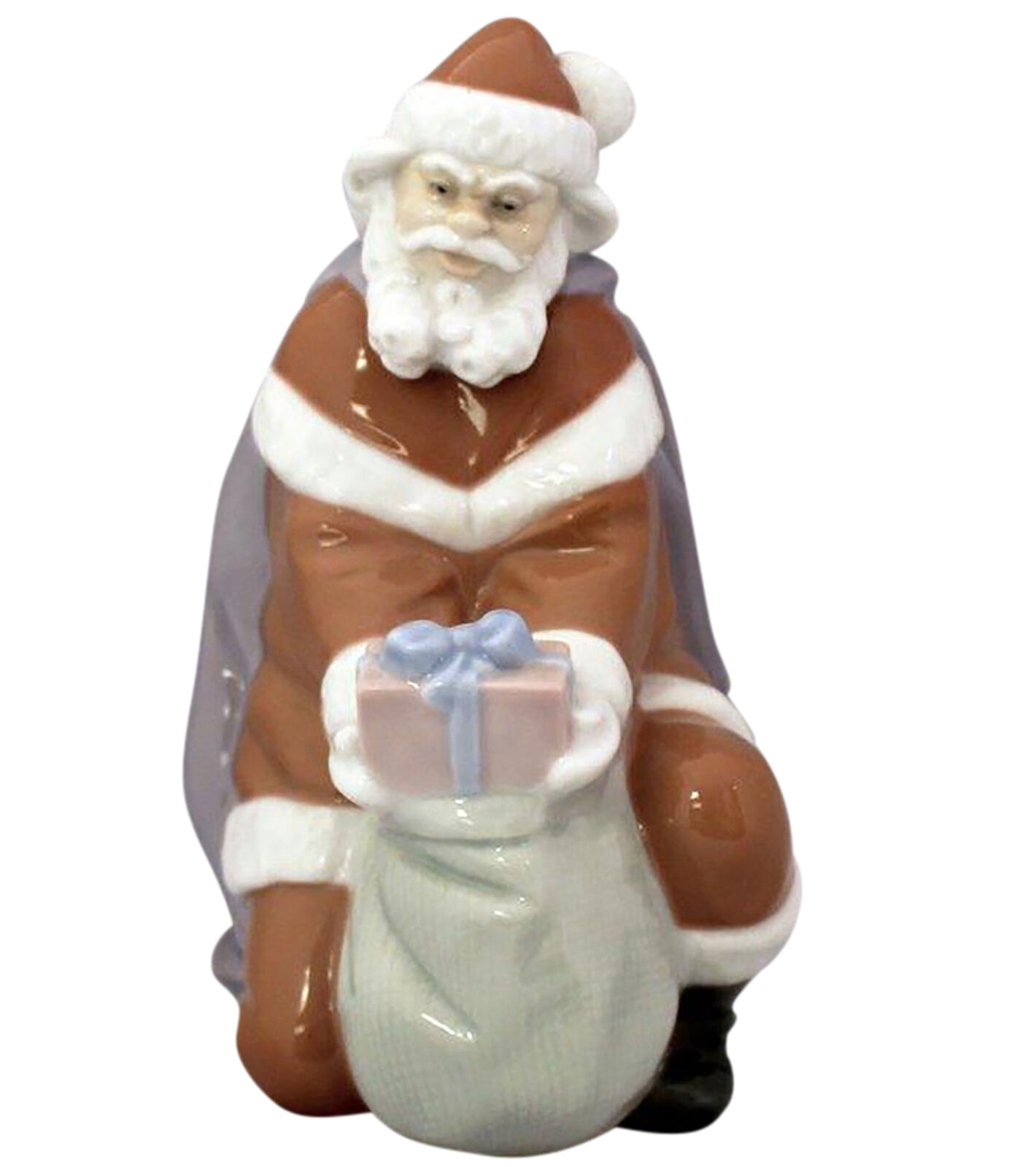 Lladro Figurine A Gift from Santa, (6575) 6.75 MIB