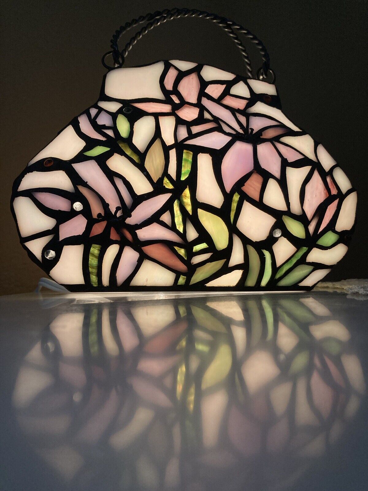 Vintage Tiffany Style Pink Purple Flowers Stained Glass Purse Accent Lamp Light