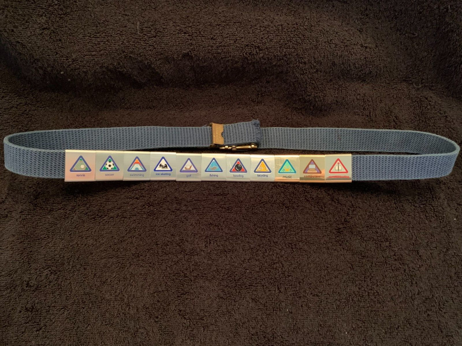 CUB SCOUT BELT WITH 11 LOOPS MERIT ACHIEVEMENT AWARD RECOGNITION