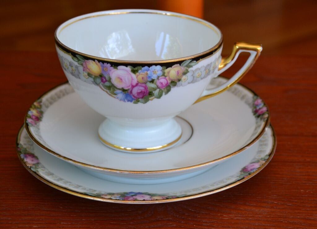Bavaria Germany Porcelain Tea Set Cup Saucer Pie Plate Excellent condition