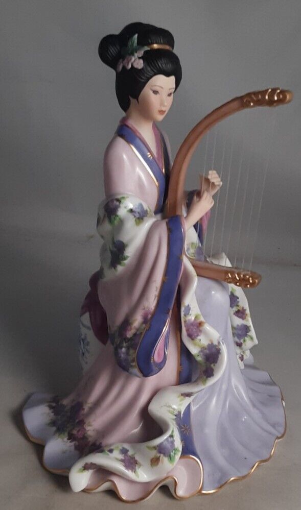 Danbury Mint Lena Liu Japanese Harp Princess 8.5\