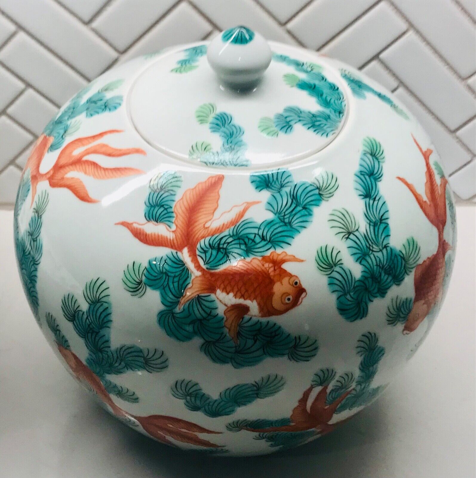 Antique Chinese Fish Porcelain Table Vase Hand Painted Oriental Goldfish Jar