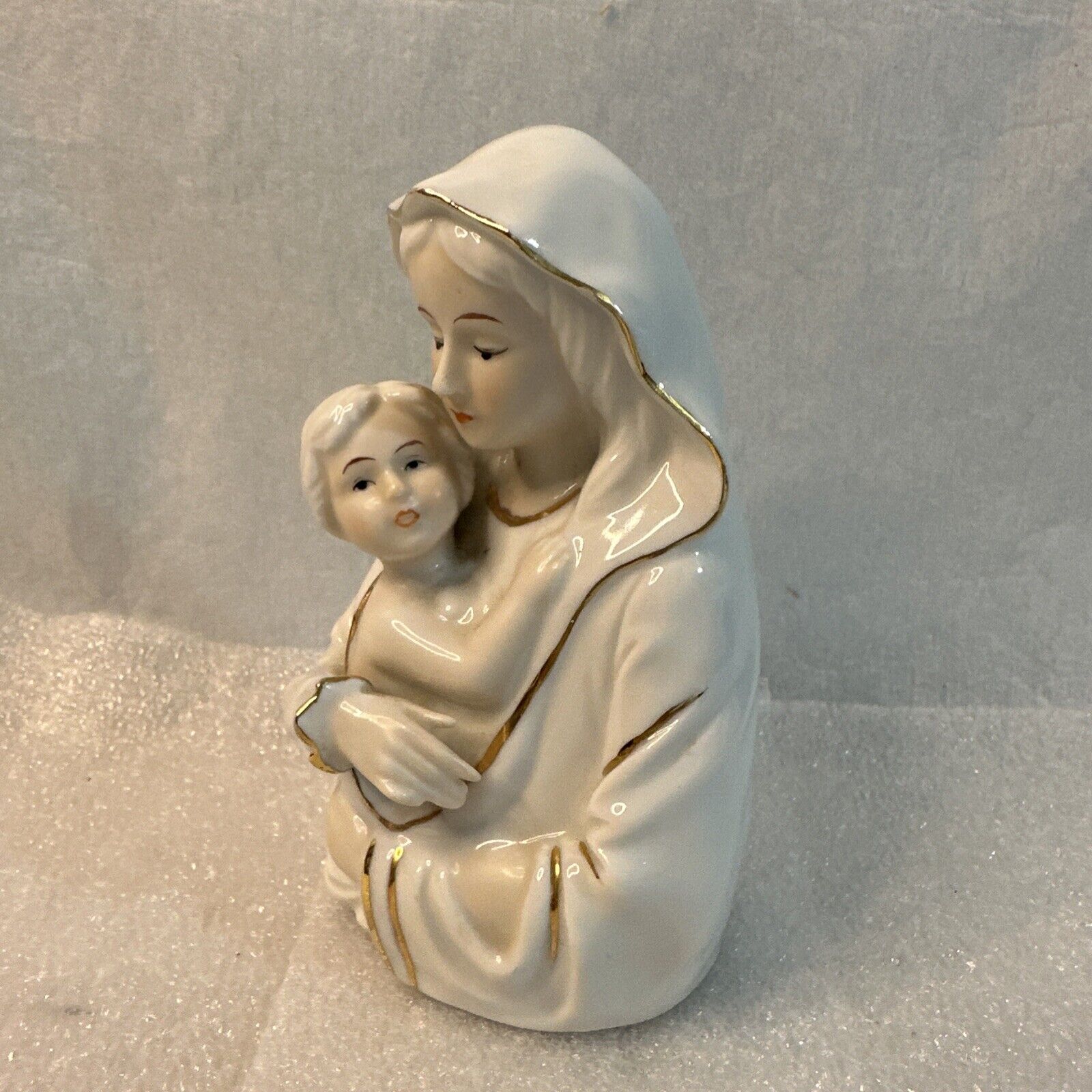 Rare Monti Piero Madonna Child Jesus Mary White Porcelain Figurine Gold Trim