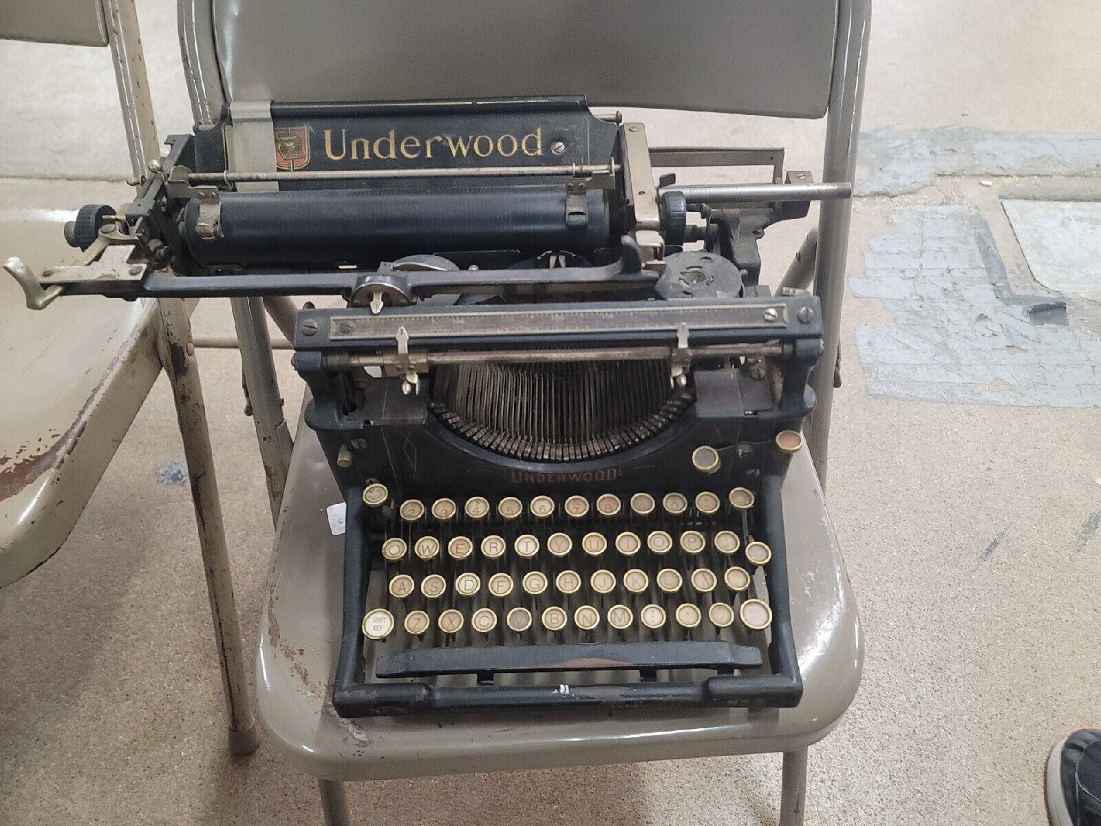 Vintage 1929 UNDERWOOD Typewriter Model 5 Attic Find Works 