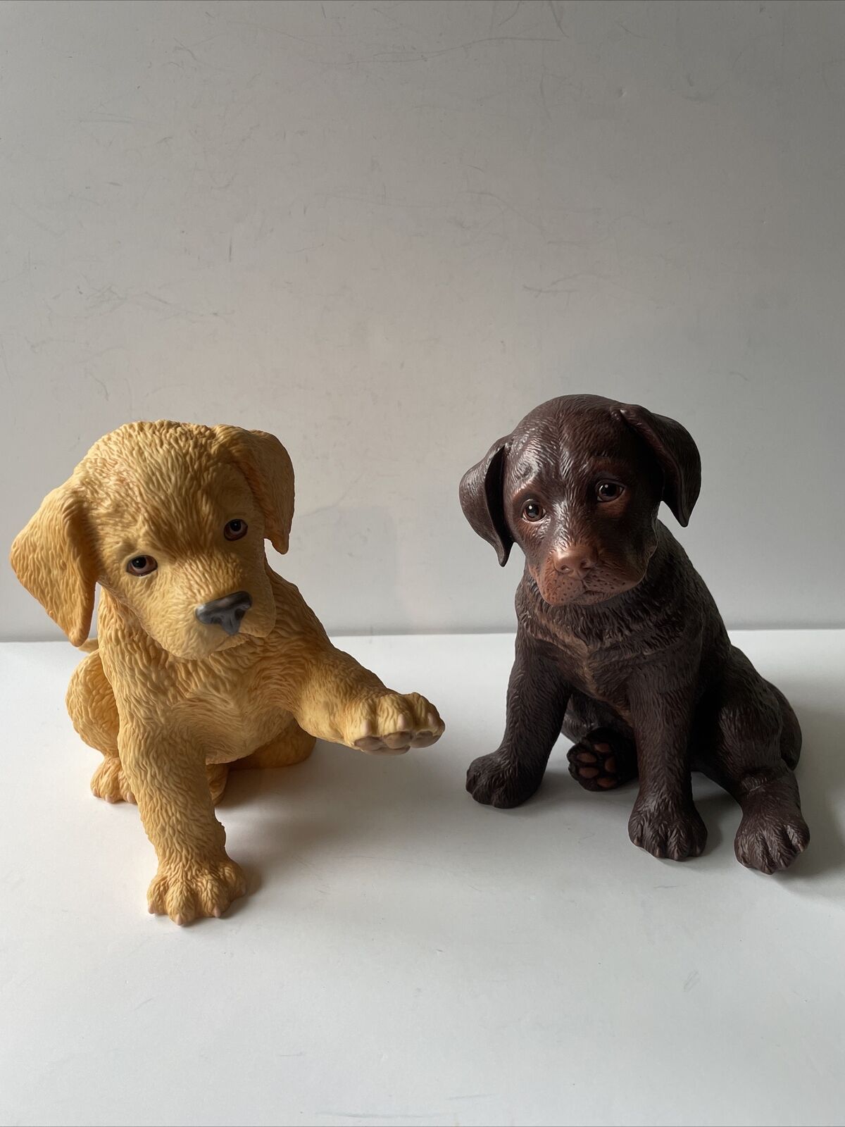 Set Of 2 Lenox Chocolate And Yellow Lab Labrador Retriever Dogs 2002/3