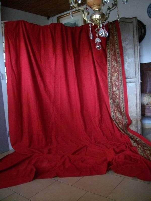  Antique Chateau Red Woven Ribbed Cotton  2.30m x 3.13m