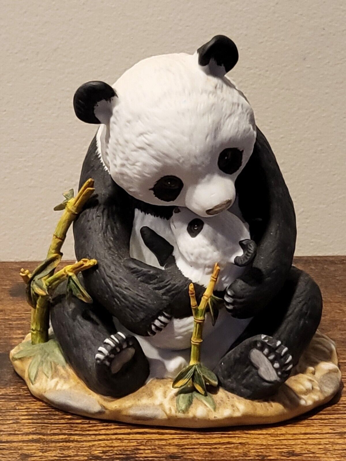Homco Masterpiece 1988 Porcelain Panda Bear Artist Signed sculpture