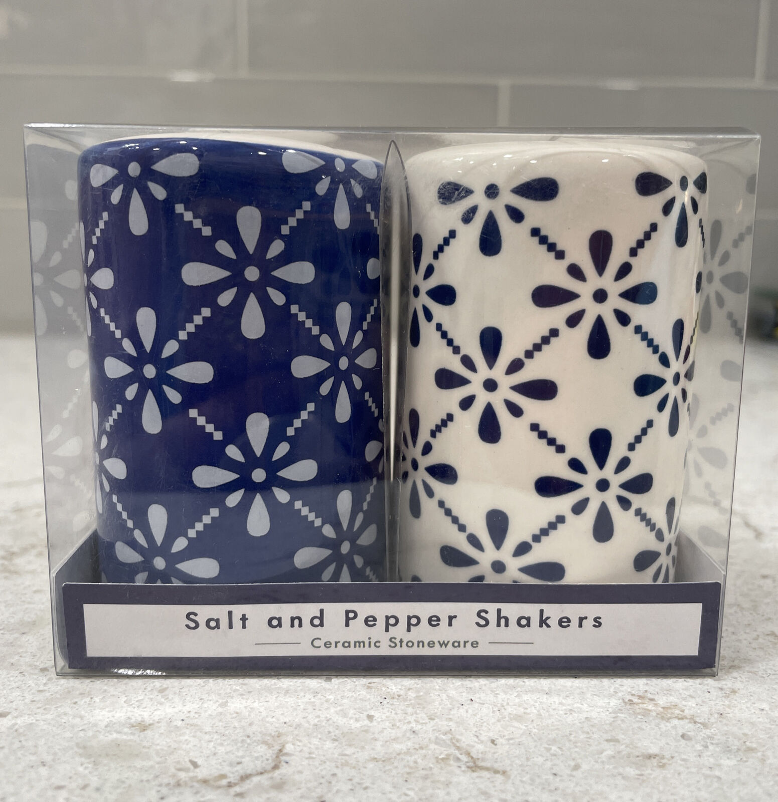 BLUE & WHITE Thirstystone Salt & Pepper Shaker Set 3.5 x 2” Stoneware MSRP $20