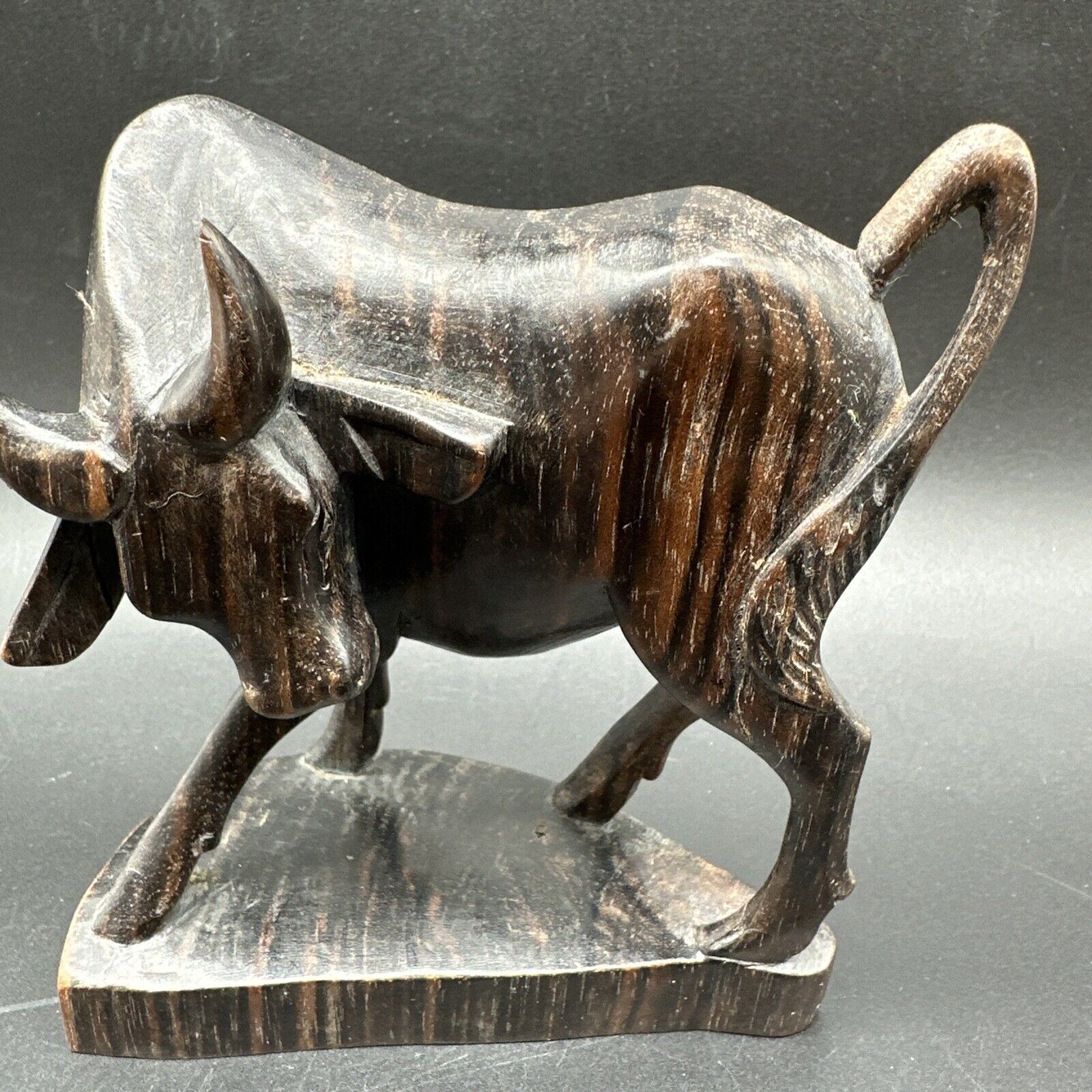 Vtg Hand Carved Wood Bull Figurine  Ox Buffalo Hand Carved 5 1/2 In.