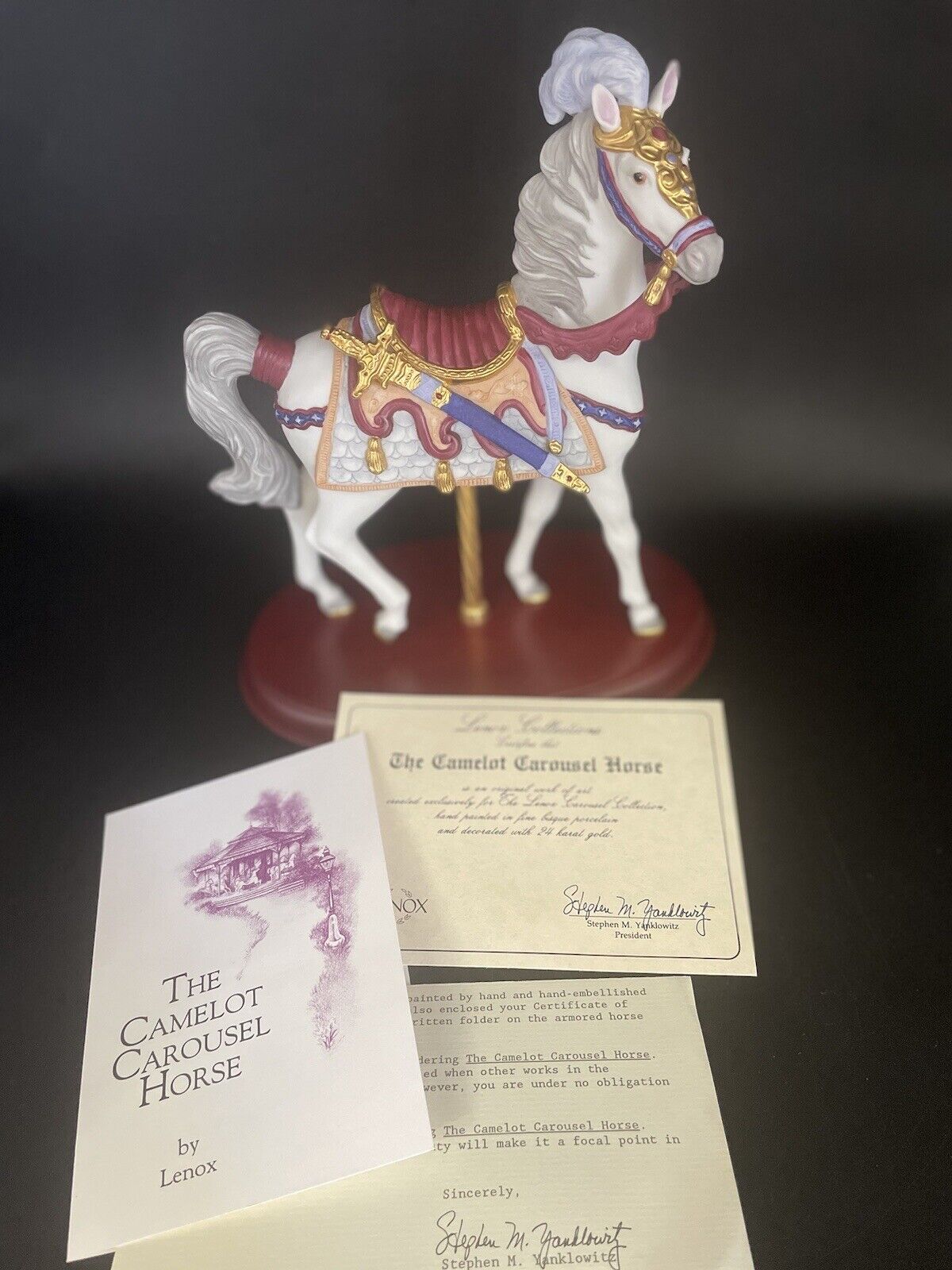 Lenox The Magnificent Camelot Knight Charger-Elaborate Sword & Plume-Certificate