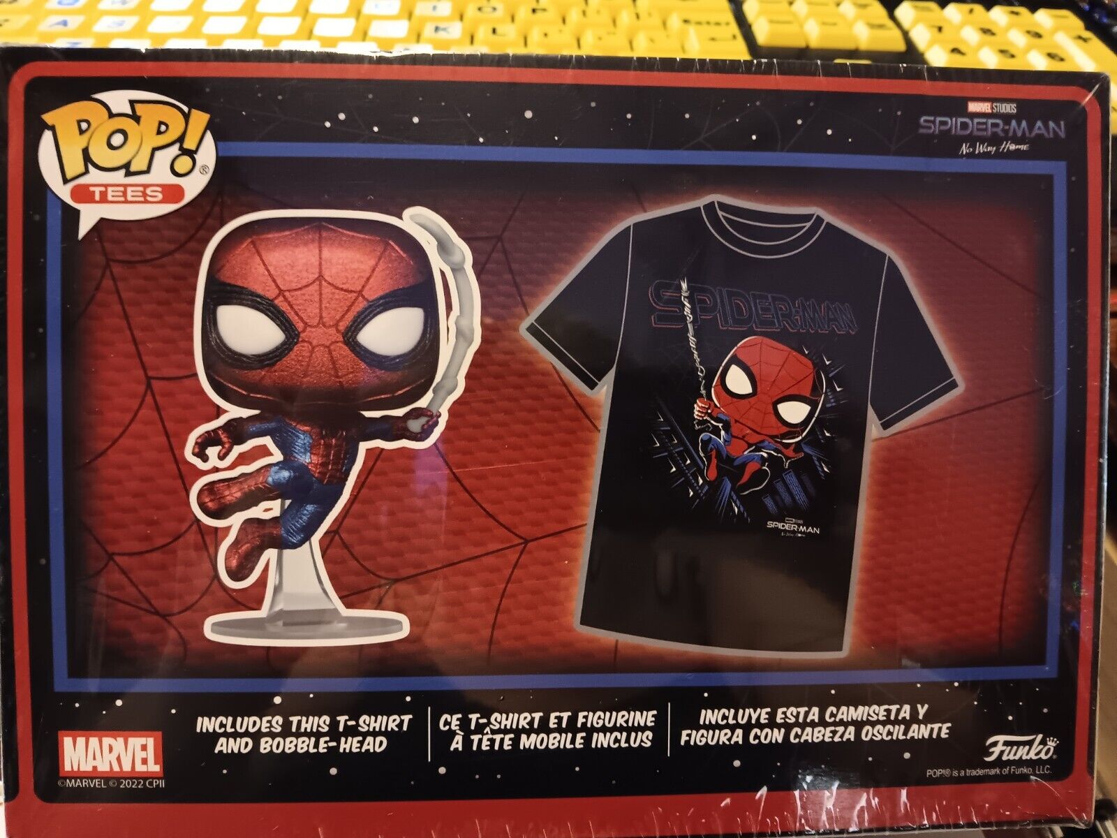 Spiderman Funko Pop  T-Shirt and  Bobble Head Set Size Medium NEW