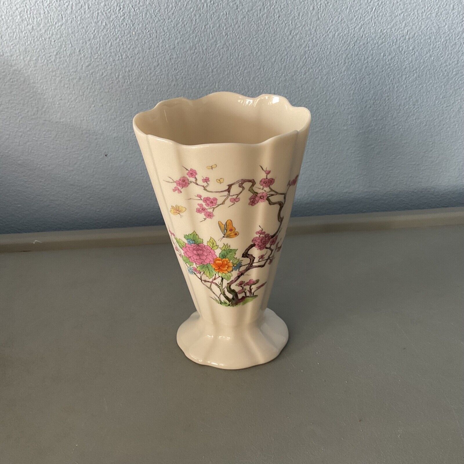 RARE MING LENOX VASE WITH BUTTERFLY