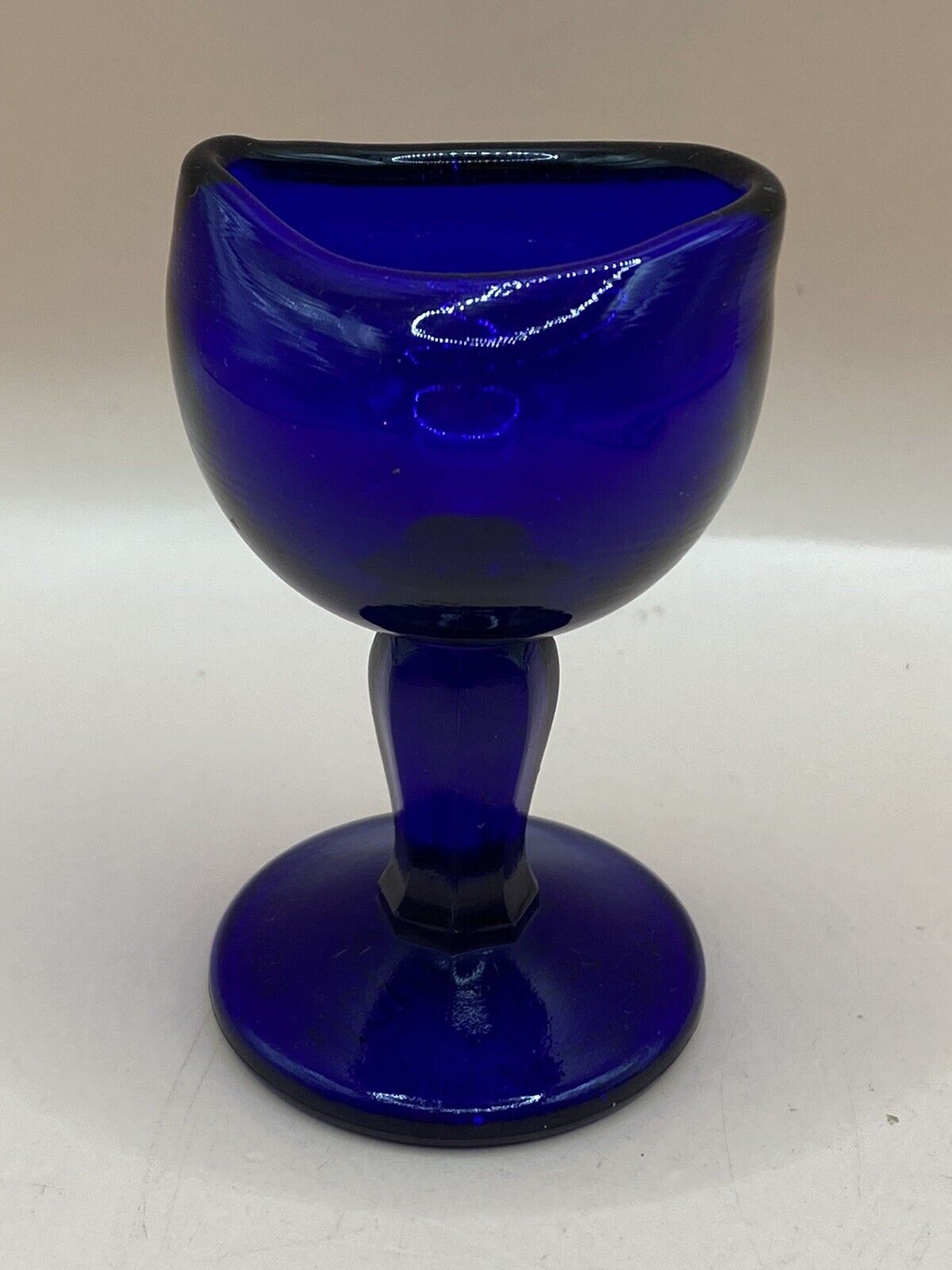 Antique  Cobalt Blue Glass John Bull Eye Wash Cup Pat. 8/14/1917