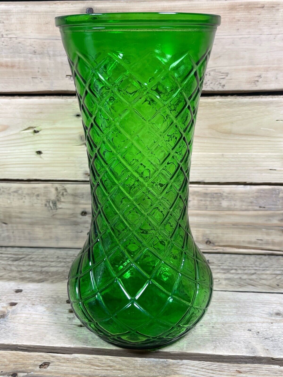 Green Depression Glass Flower Vase 10x5 Waffle Design Wide Emerald Decor Vintage