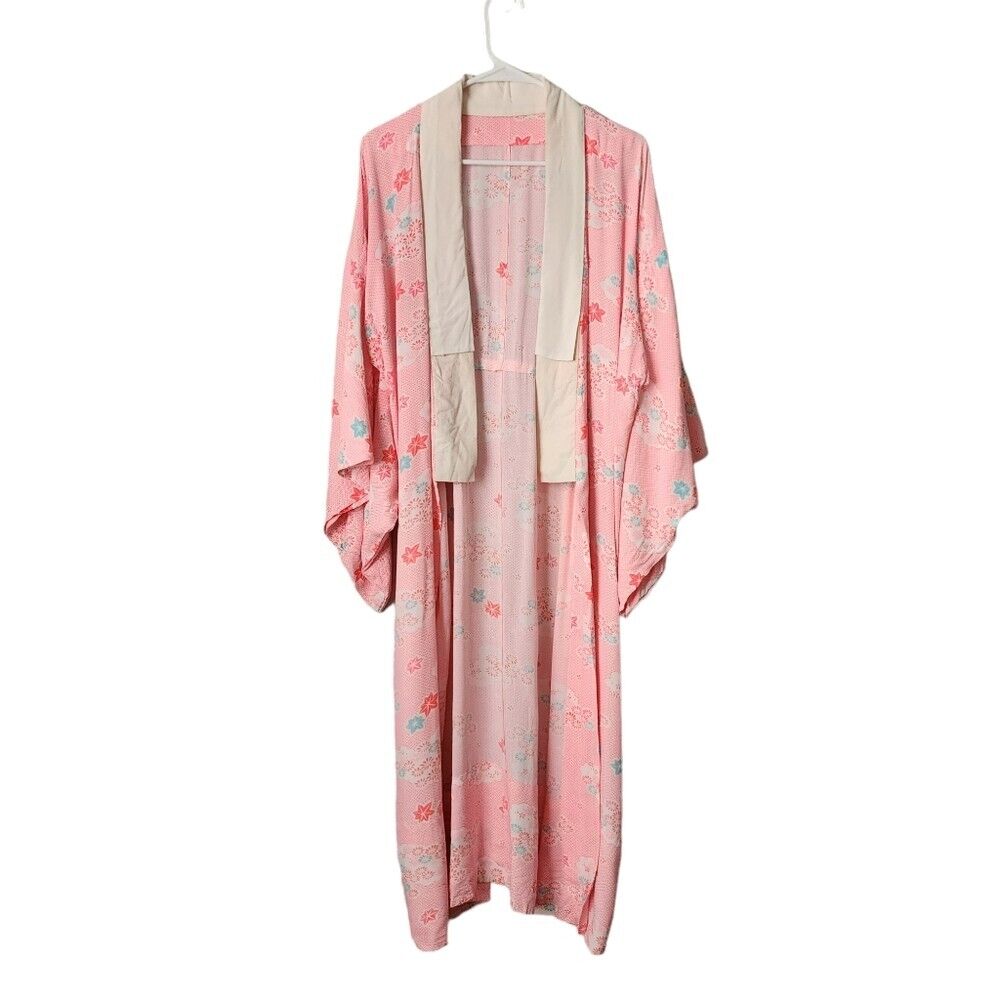 VINTAGE Kimono in washed neon pink Floral