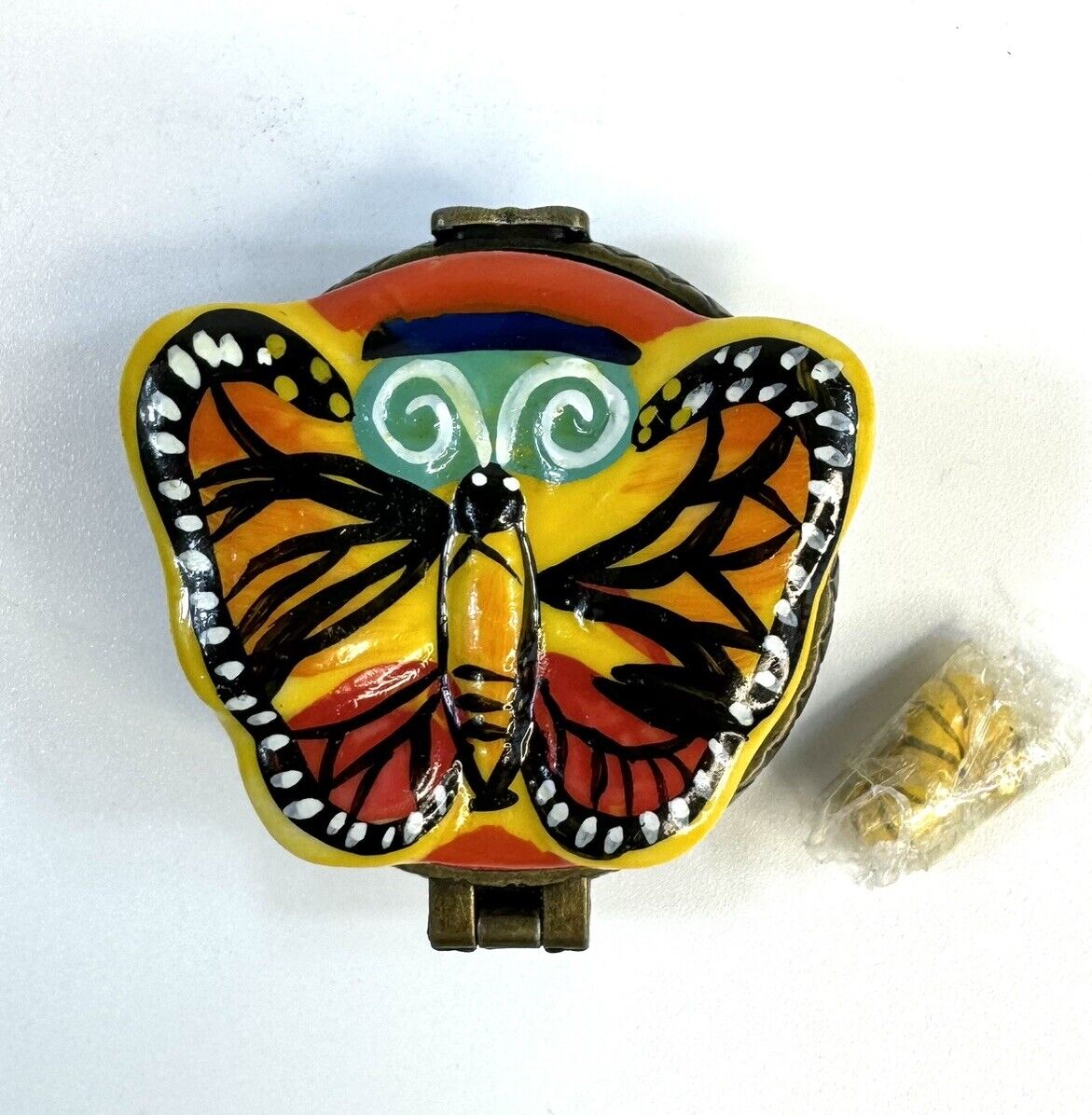 Porcelain Hinged Trinket Box Butterfly With Worm Trinket