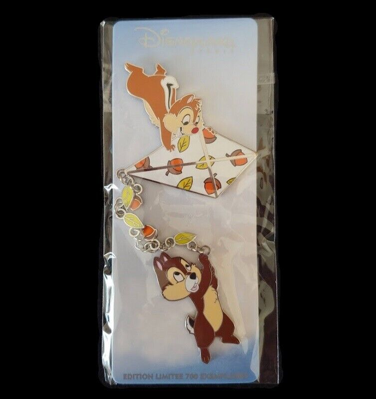 Disney Trading Pin #157376 DLP - Chip and Dale - Flying a Kite LE700