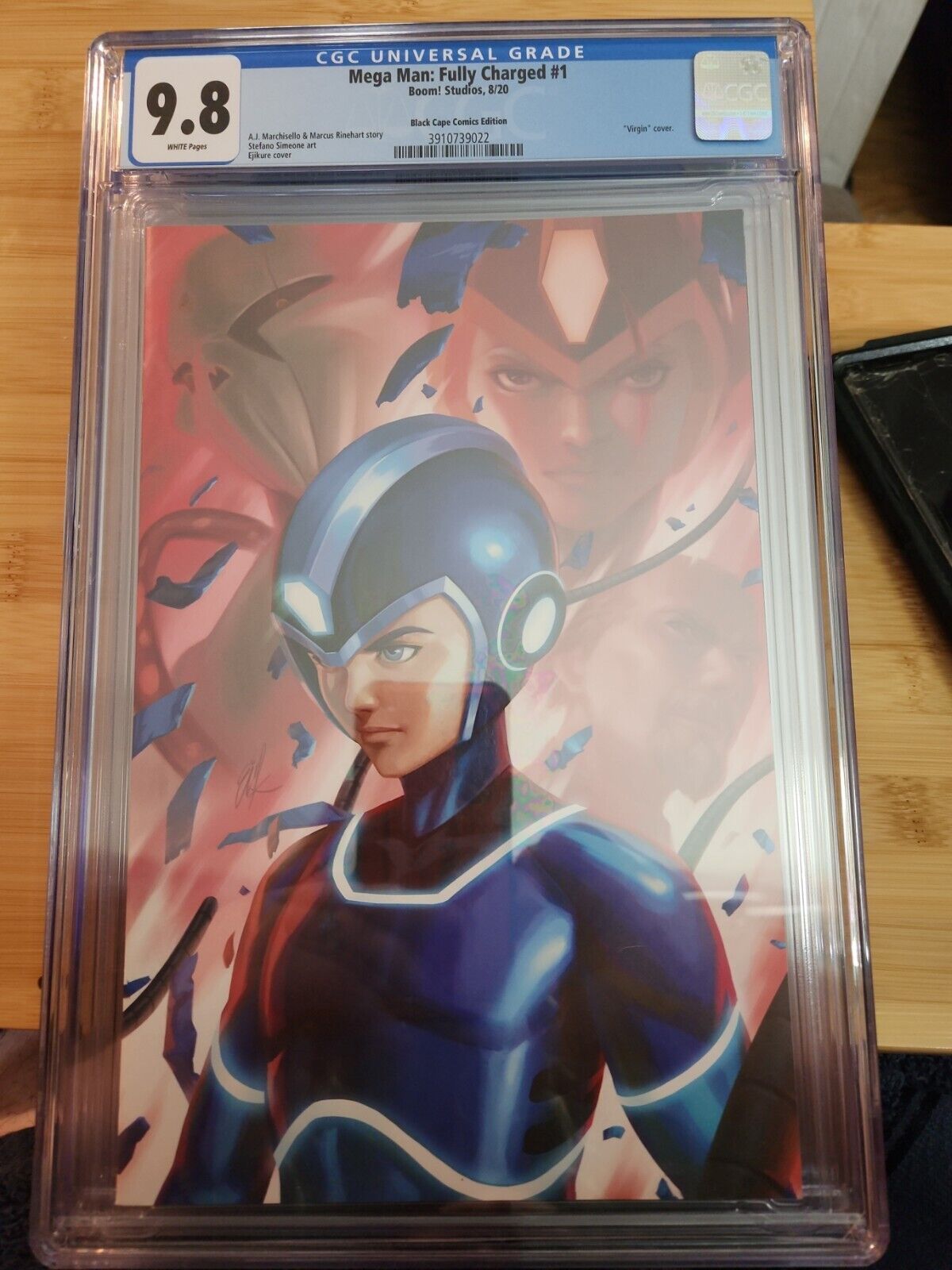 Mega Man Fully Charged #1 Black Cape Comic Exclusive Limited to 100 cgc 9.8
