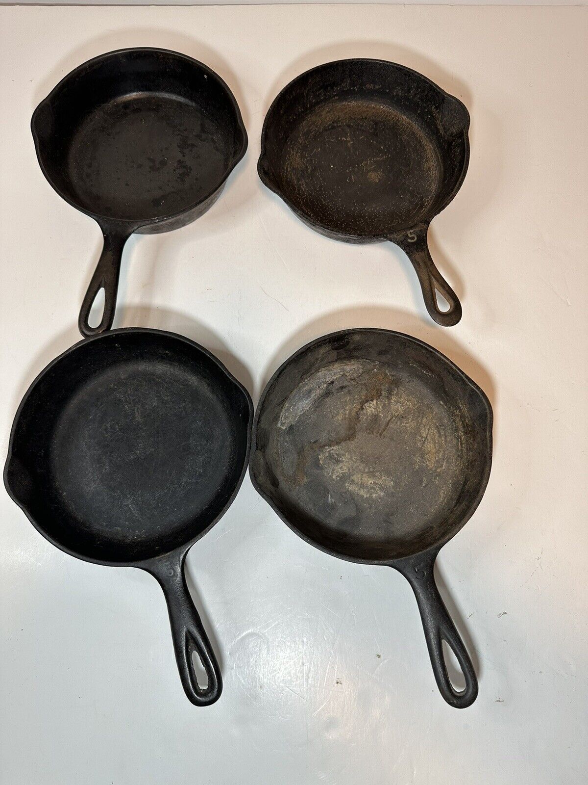Lot Of 4 Vintage Unbranded Cast Iron Skillets