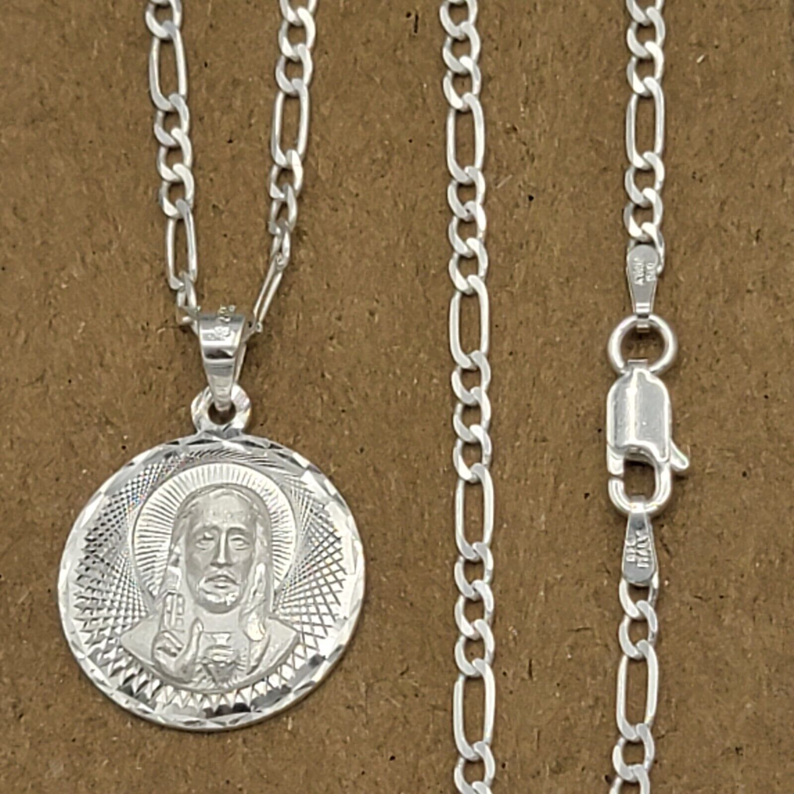 925 Solid Sterling Silver. Sacred Heart of Jesus Pendant & Chain Necklace