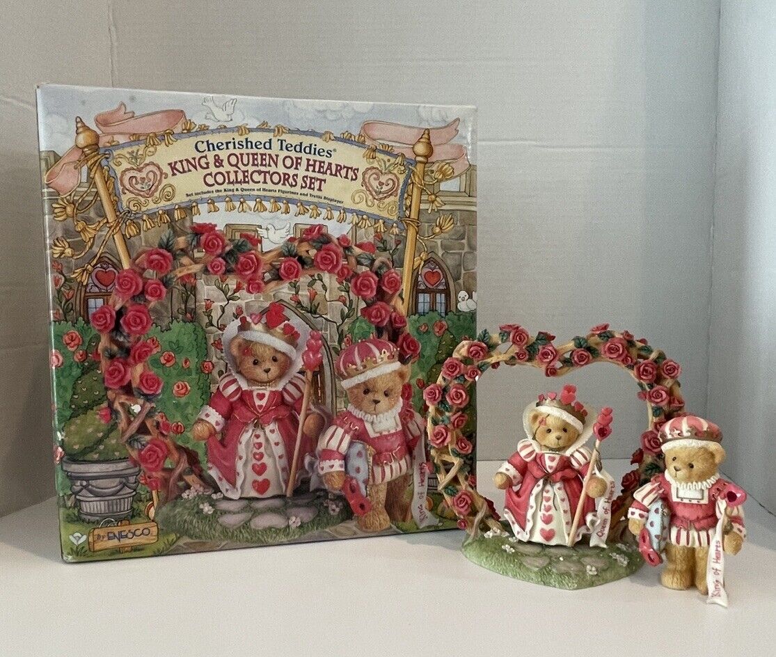 Cherished Teddies King And Queen of Hearts Collectors Set w/box EUC 1997