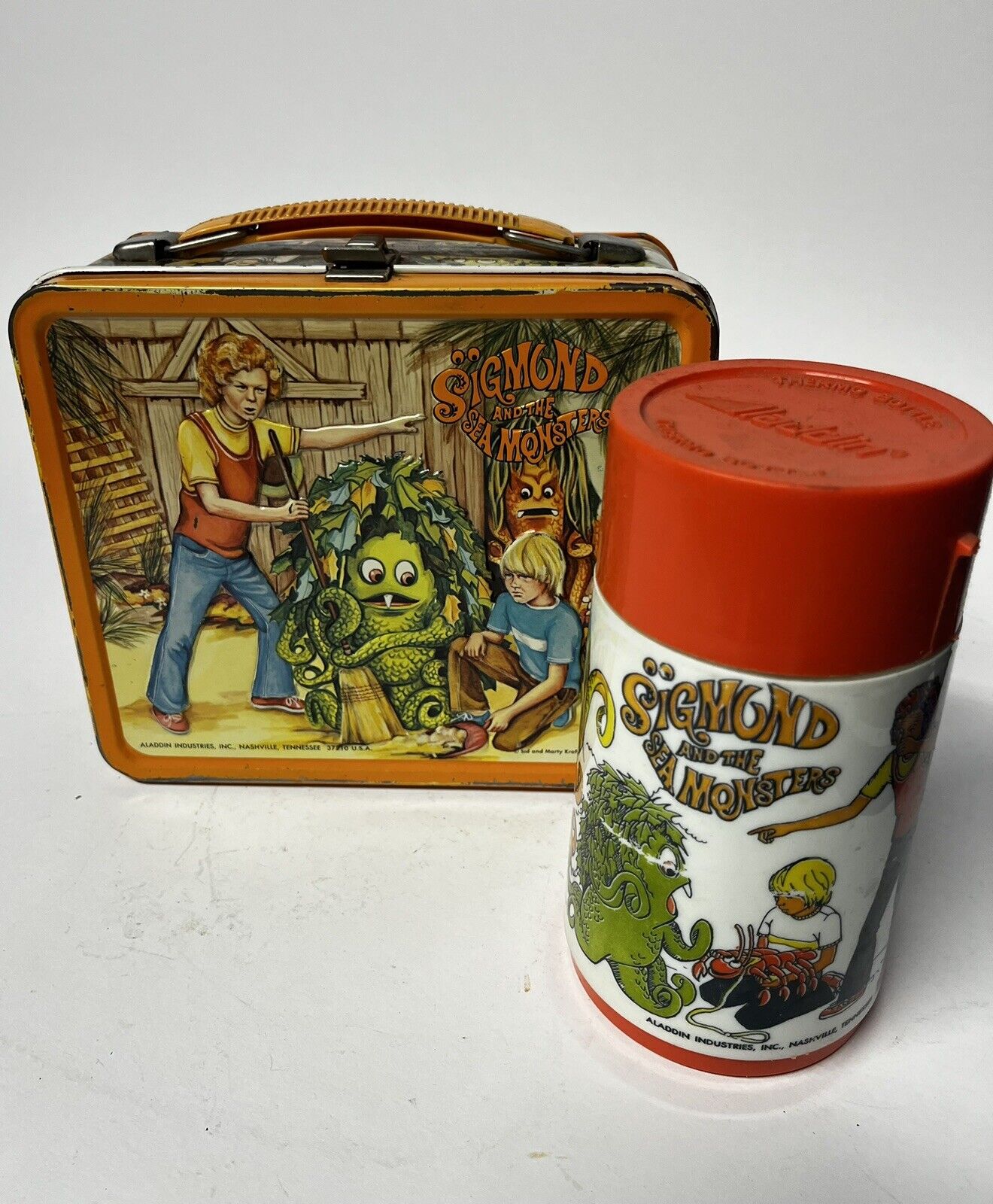 Vintage 1974 Sigmund And The Sea Monsters Collectible Metal Lunchbox W/ Thermos