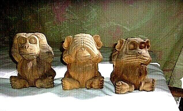 3 PC HAND CARVED SEE HEAR AND SPEAK NO EVIL 7 1/2\
