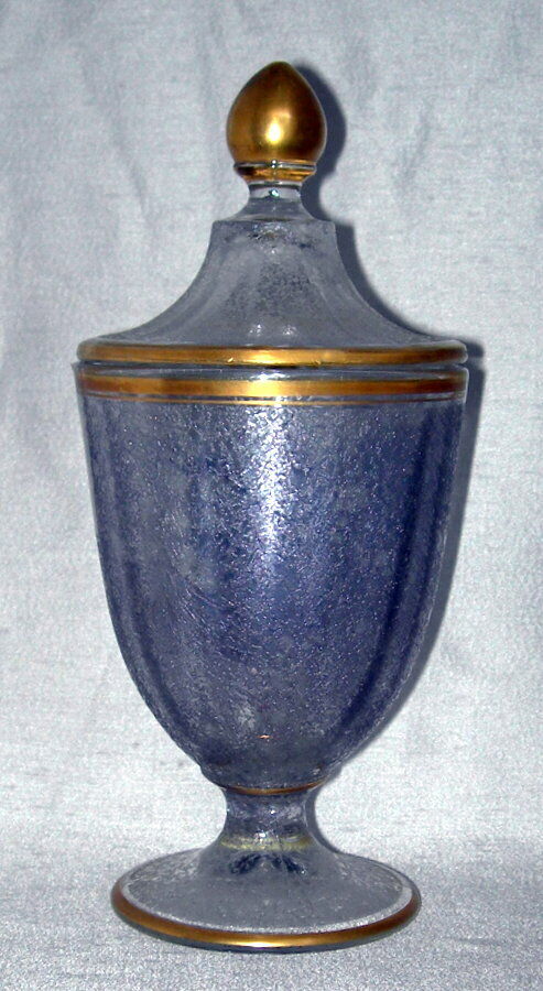 VTG Apothecary Jar Lilac Lavender Glass Pedestal Gilded Finial & Trim Vanity 9\