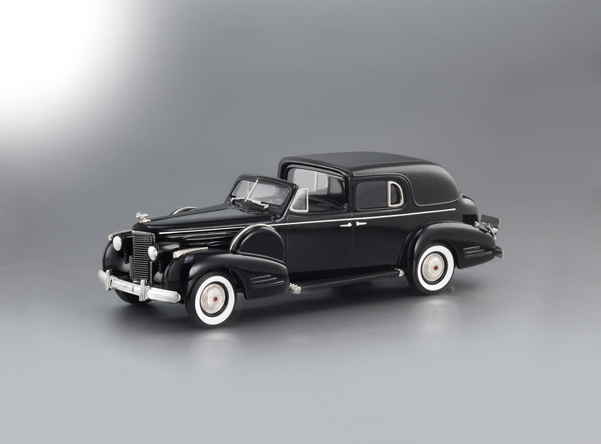 Brooklin Limited BML04 1938 Cadillac V-16 Series 90 Fleetwood Town - Made in UK