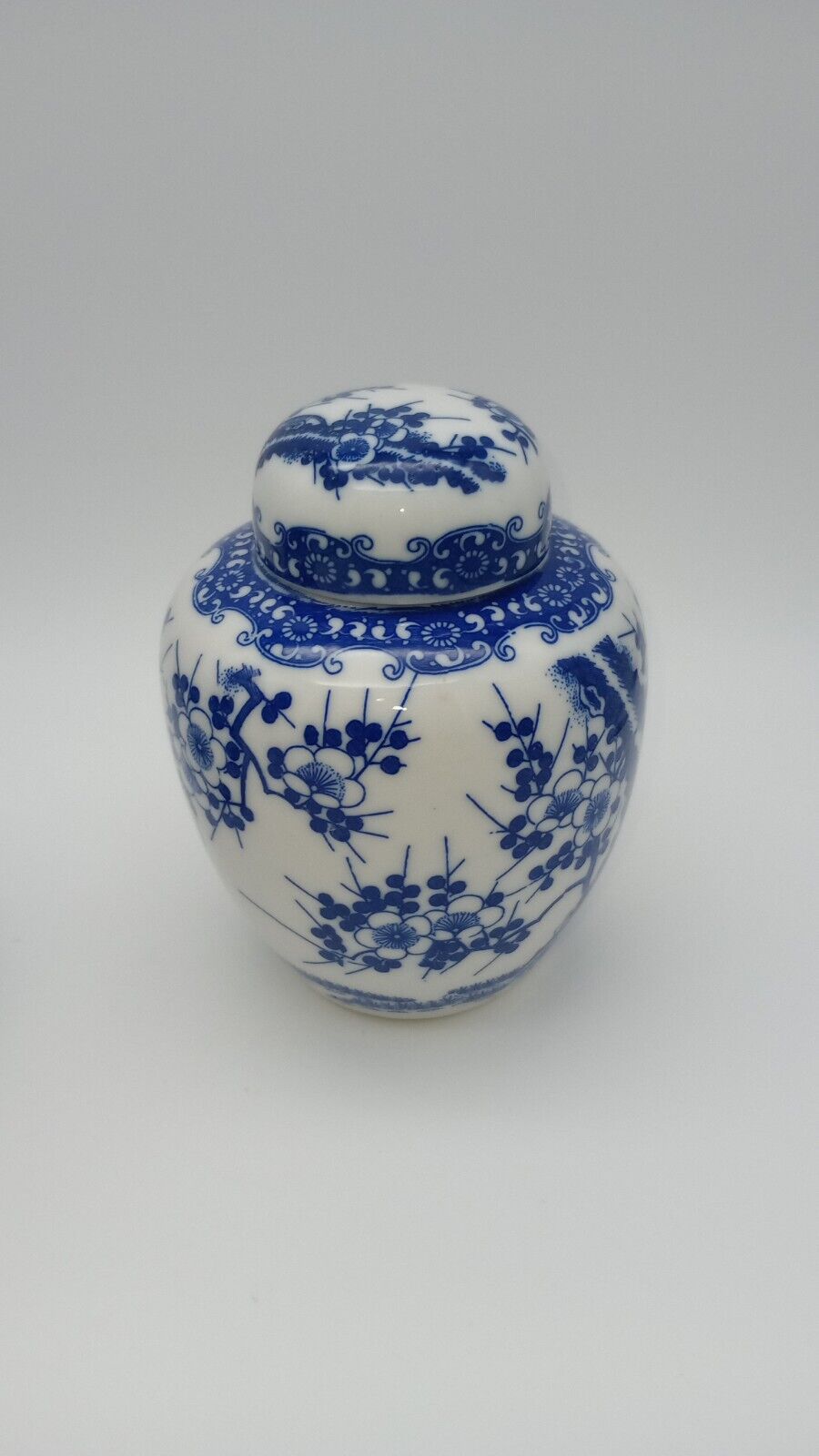 Vintage Japanese Blue & White Cherry Blossom Ginger Jar / Urn w/ Lid 4.75\