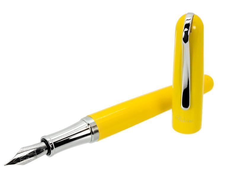 Padrino Trend Canary Yellow Medium Fountain Pen