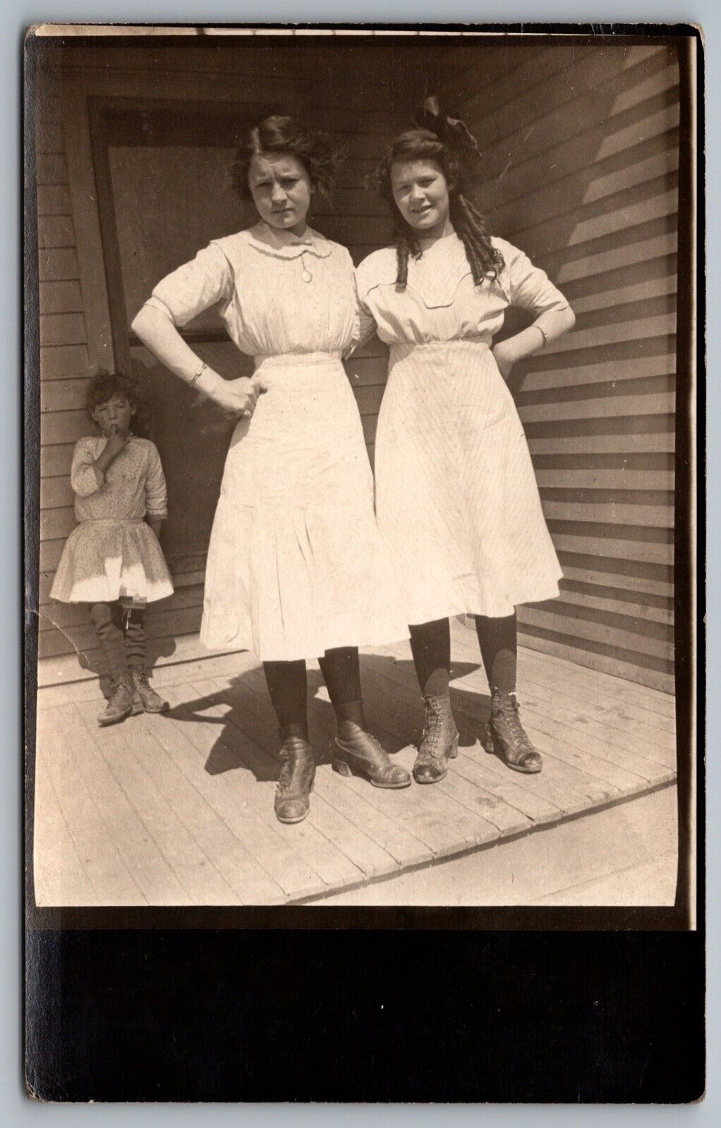 Postcard RPPC, Young Women Posing For A Photo On A Porch Unposted