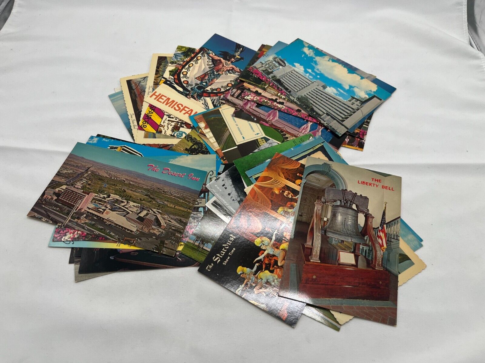 Lot of 50 Vintage  Postcards , 1950s - 1960s, and 19070\'s Unused