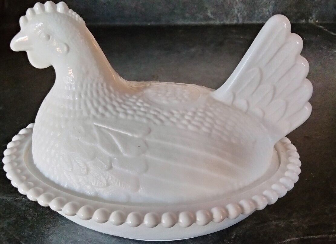 Vintage Indiana Glass Hen on Nest White Milk Glass Covered Dish Candy Bowl EVC