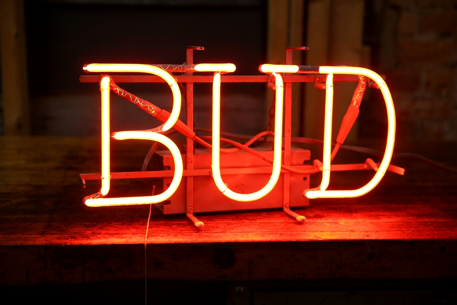 Budweiser Neon Sign Vintage BUD Beer bottle Bar Sign 1950s Red Advertising light