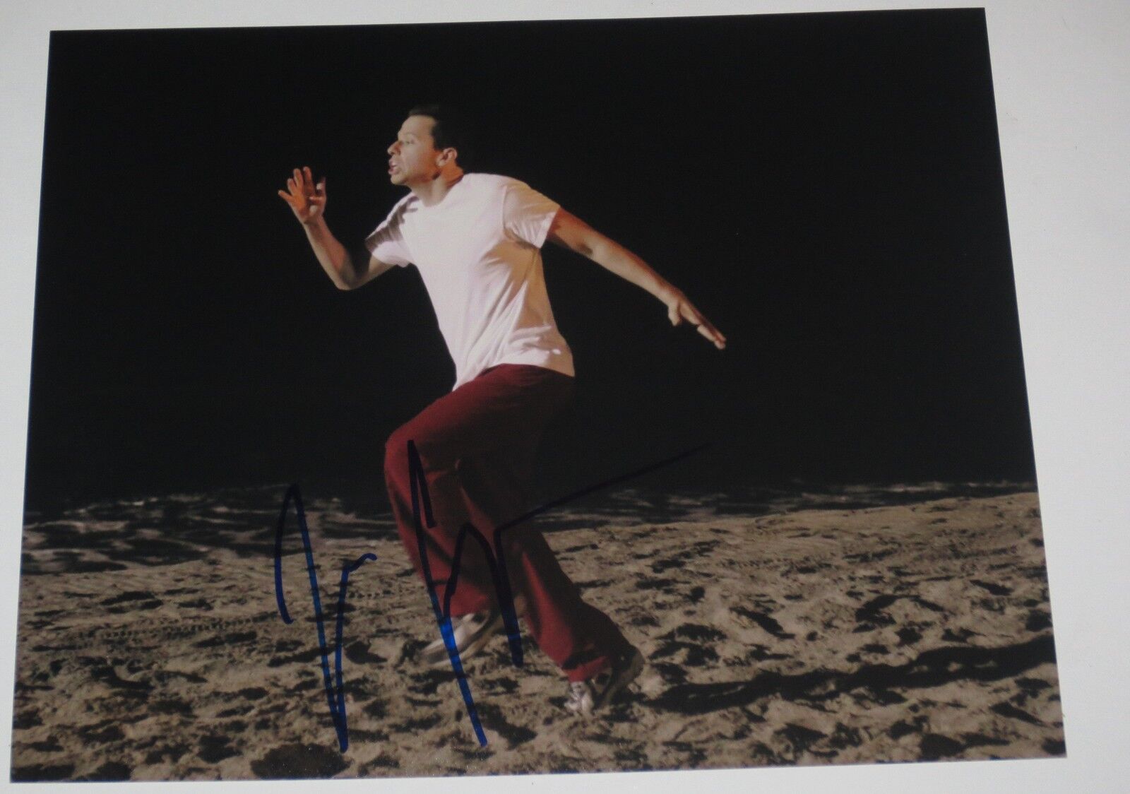 JON CRYER SIGNED 8X10 PHOTO AUTOGRAPH CBS TWO AND A HALF MEN COA D