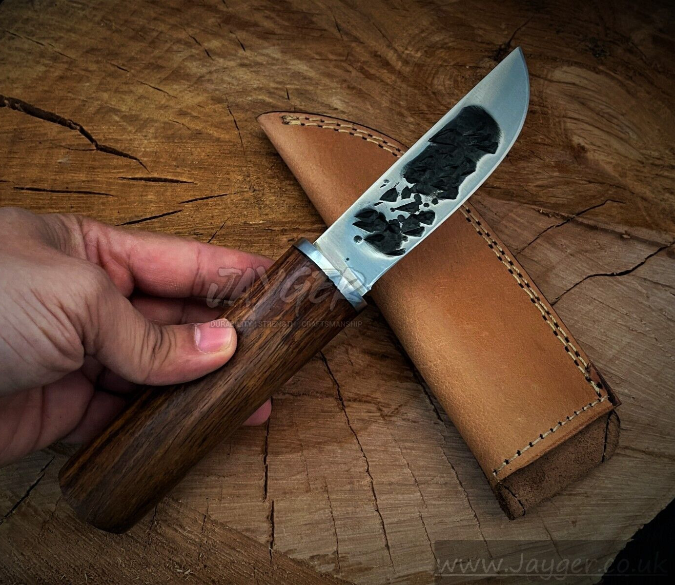 Handmade Yakut Knife | Leather Sheath | Hammerd Blade | Round Wood Handle