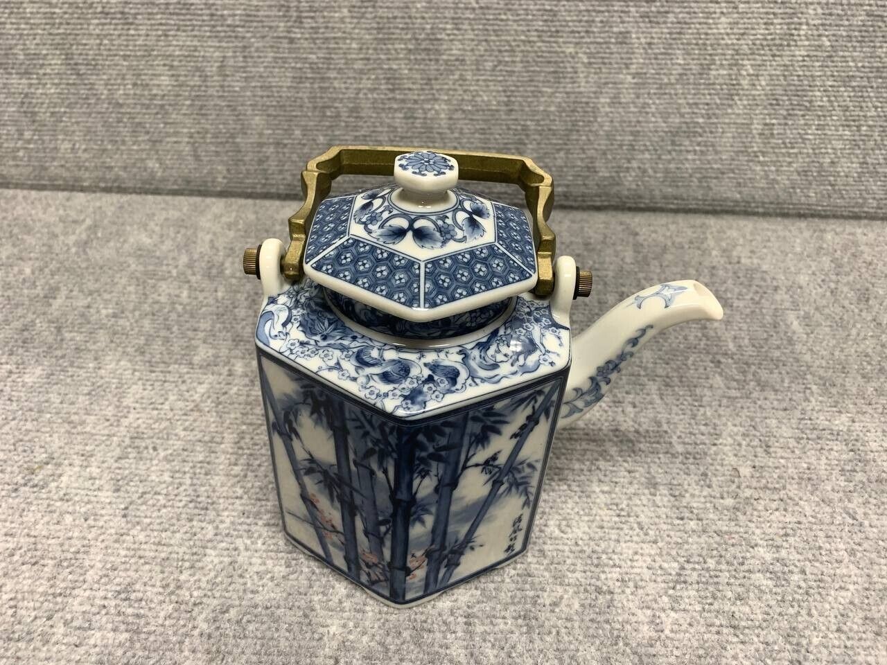Vintage Japanese Tea Pot Kettle Porcelain 7\