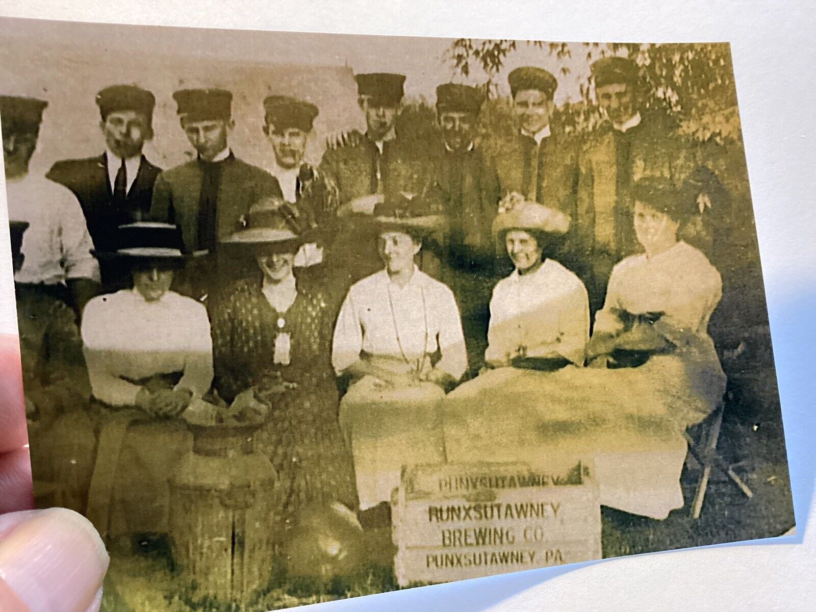 EARLY PUNXSUTAWNEY PA BREWING CO LADIES FIREMEN WITH WOOD BEER CASE NEW POSTCARD