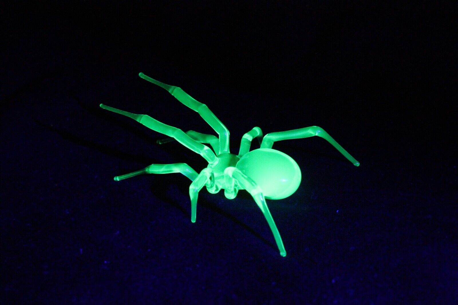 Uranium Glass Spider Uranium Vaseline Glass Figurine Spider Glass UV Spider
