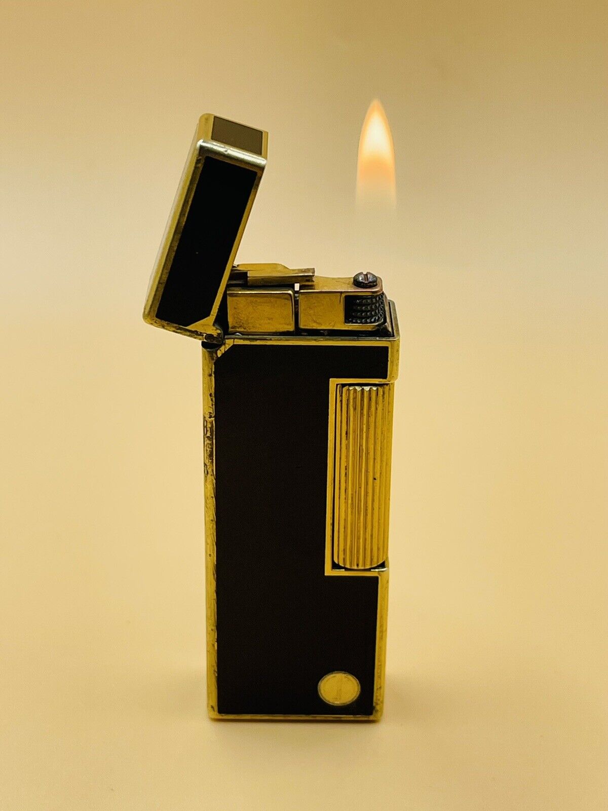 Dunhill rollagas lighter-black lacquer gold trim great working condition #2