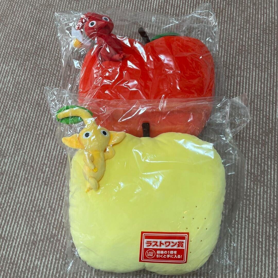 Pikmin bugs kingdom Red Pikmin & Yellow Pikmin Cushion Set of 2 Ichiban Kuji 