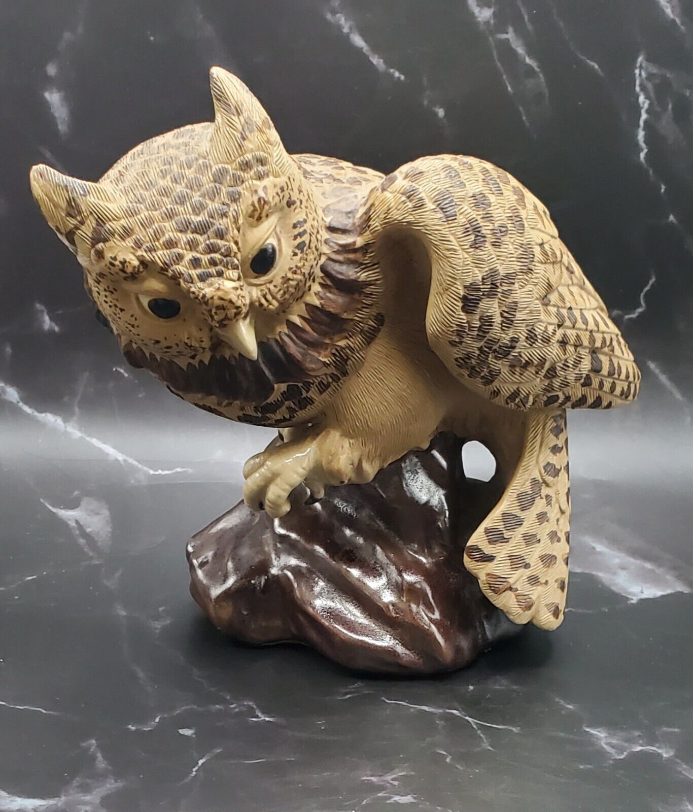 Vintage Chinese Stoneware Owl Figurine 7\