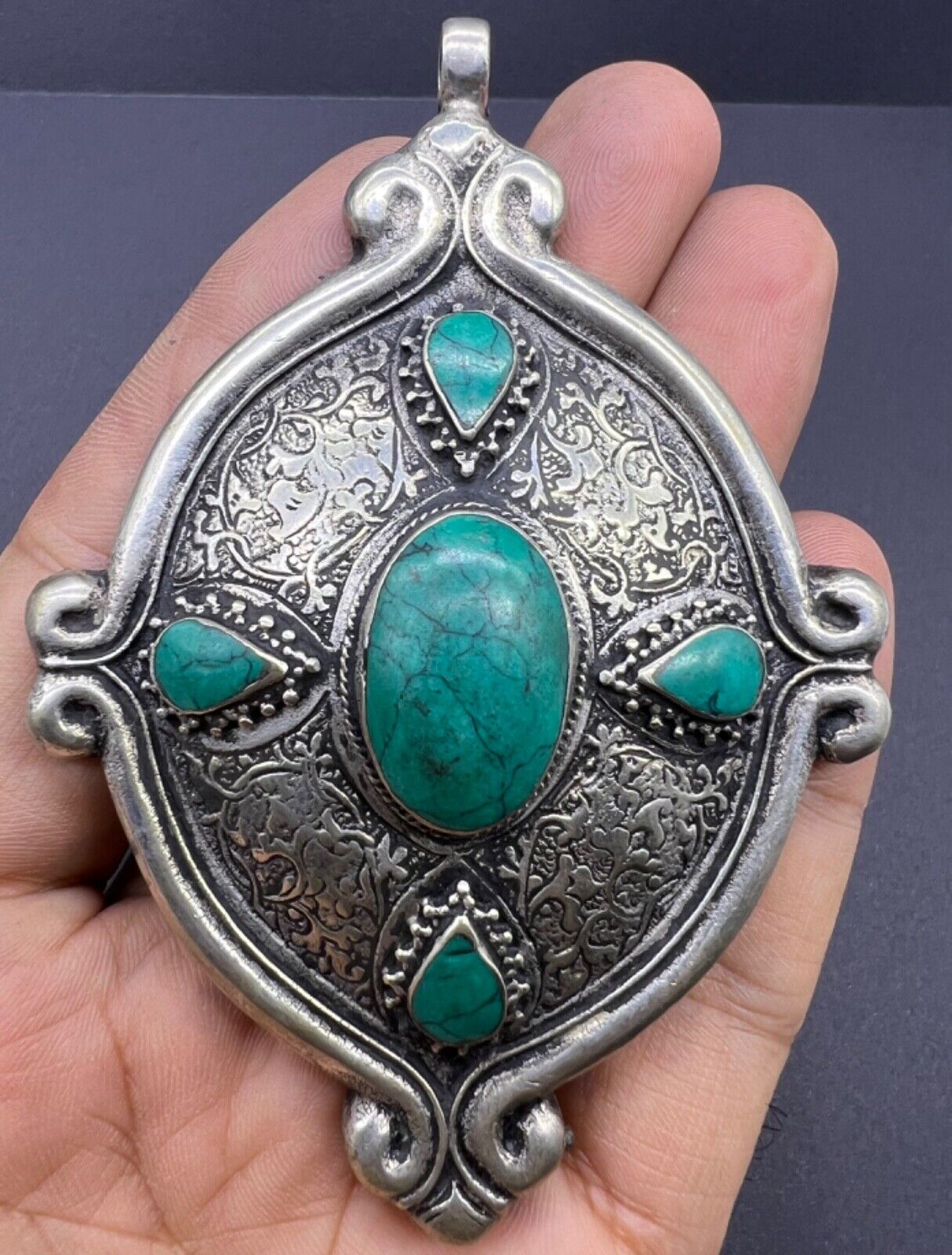 Old Rare Beautiful Afghan Central Asian Antiques Pendent Amulet With Craving